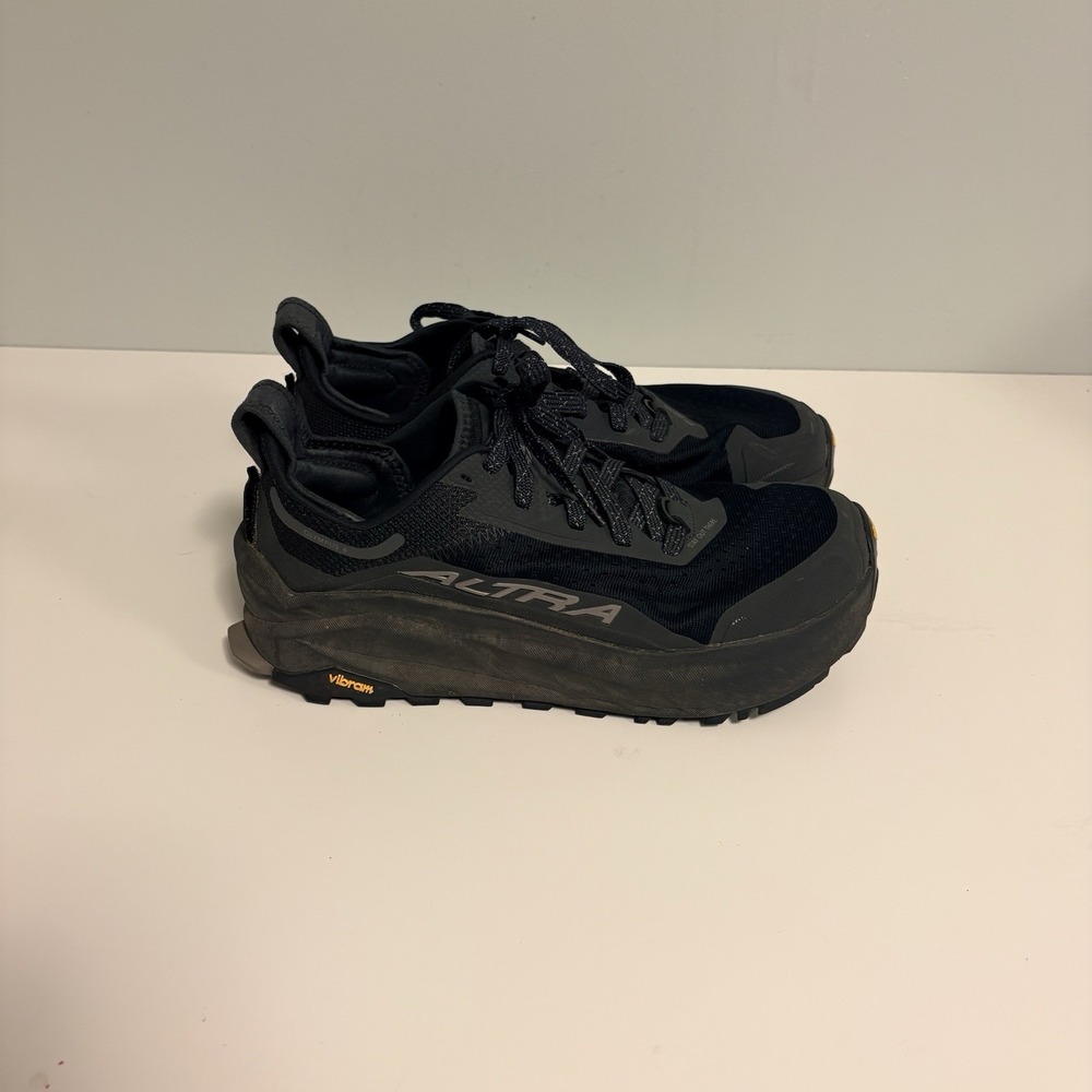 Altra Olympus 6 Women's Size 10.5 Black Vibram Trail Running Shoes EUC